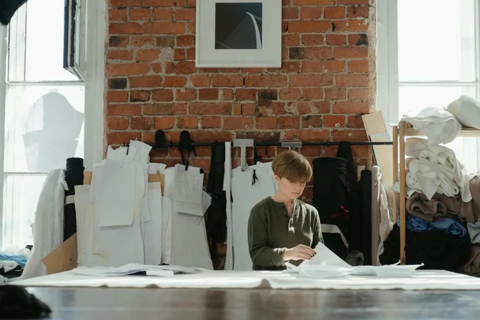 The Quiet Collapse of Clothing Repair in London — And Why It Matters More Than You Think