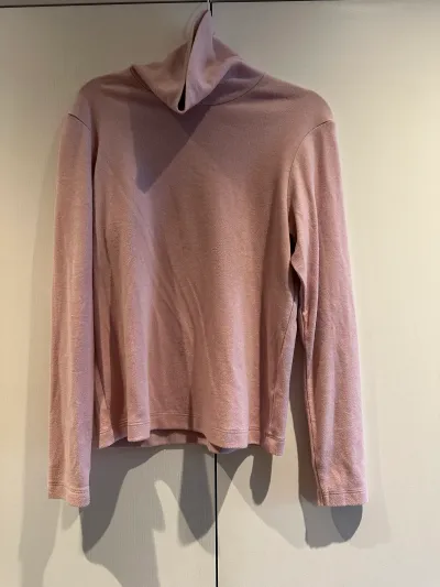 Uniqlo Uniqlo Tops - Size S thumbnail 2