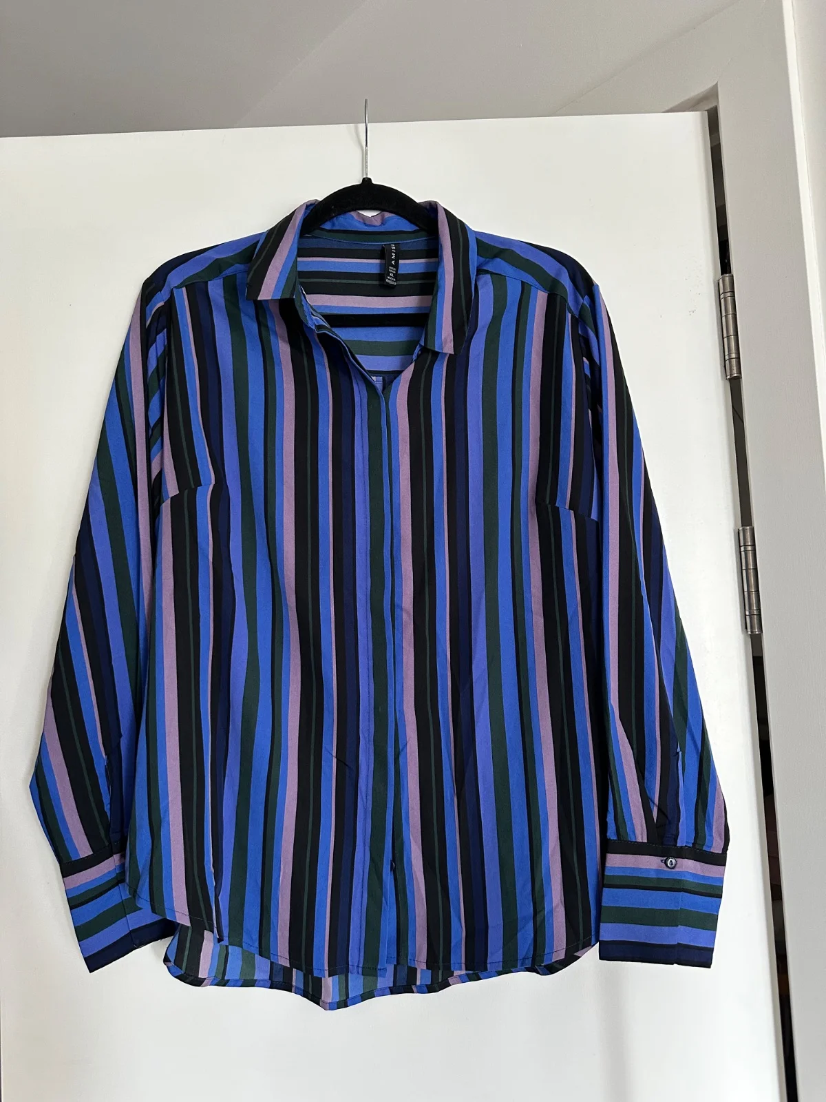 Amisu Amisu Tops & t-shirts - Size XL — front