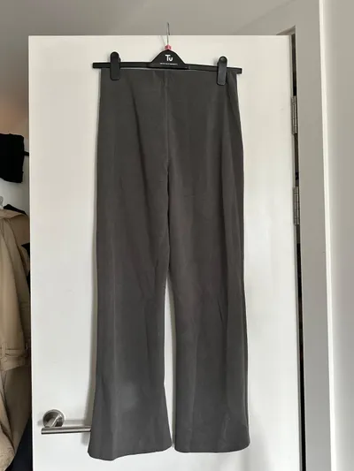 Tu TU Activewear - Size M thumbnail 1